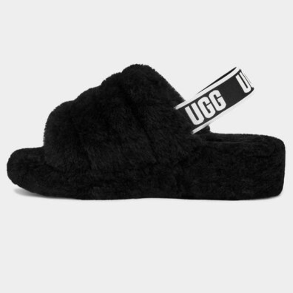 UGG with fluffy yeah slide